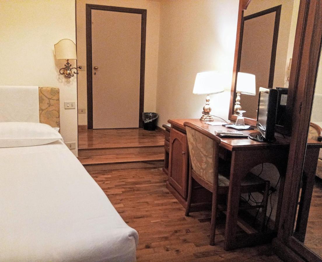 Hotel Cortina Rom